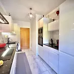 Prestige 2 With Pool By Homing Appartement