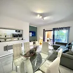 Prestige 2 With Pool By Homing Appartement *