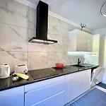 Prestige 2 With Pool By Homing Appartement *