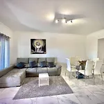 Appartement Prestige 2 With Pool By Homing *