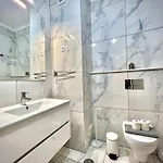 Prestige 2 With Pool By Homing * Βιλαμούρα