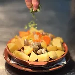 Prestige 2 With Pool By Homing