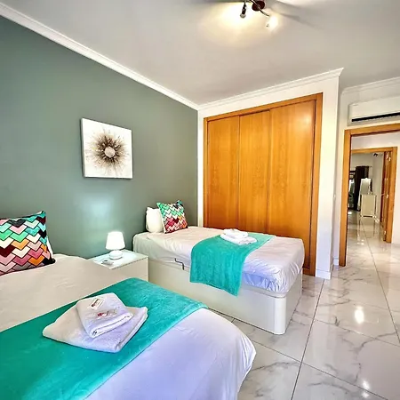 Prestige 2 With Pool By Homing Appartamento